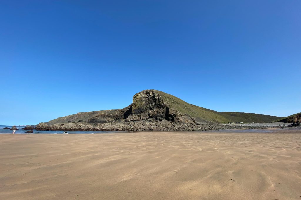 Duckpool-Beach-low-tide